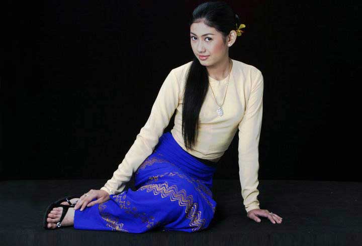 Myanmar Traditional Costume